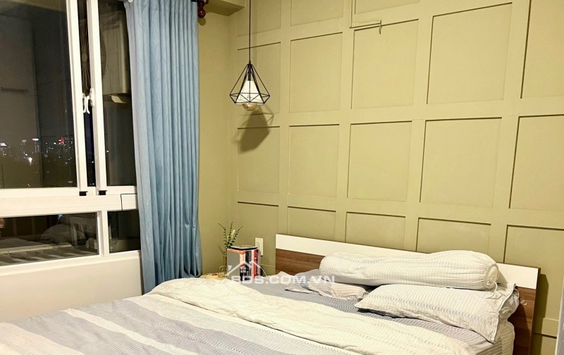 Cho thuê căn hộ đẹp view sông 4S. Đường Phạm Văn Đồng gần đại học Luật. 70m2